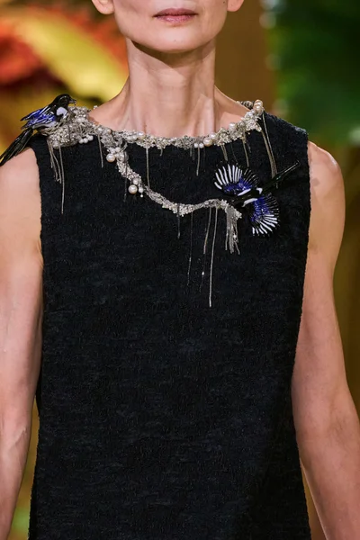 Look 128